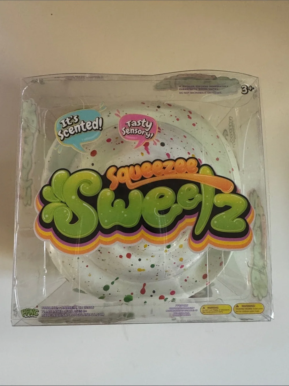 Squeezee Sweetz Blue Cupcake Squishy  Scented